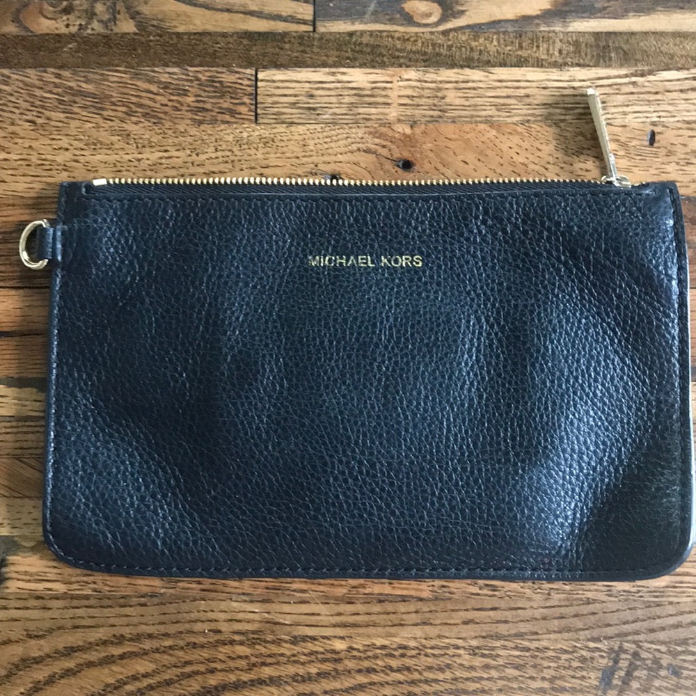 Michael Kors Leather wallet